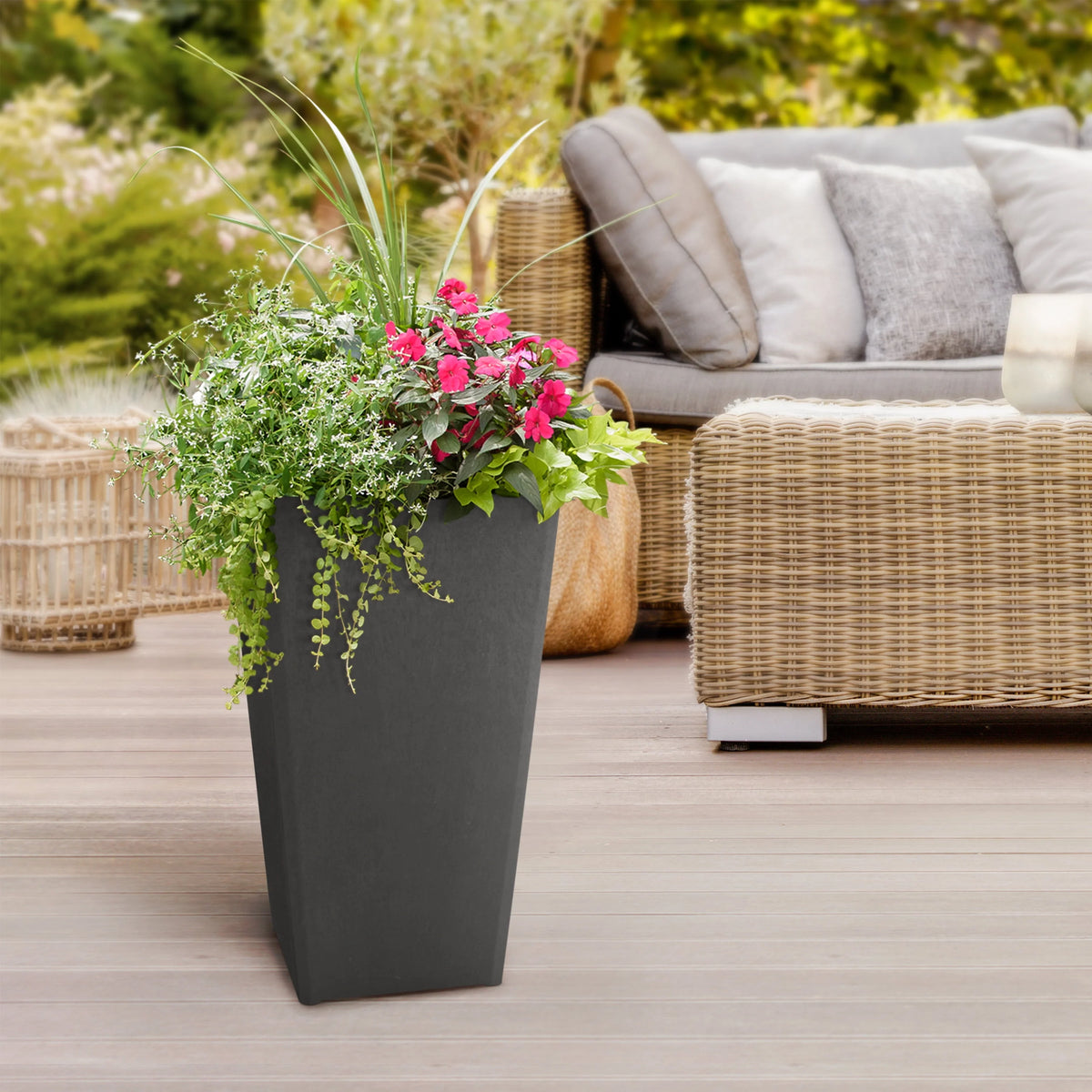 24'' Planter Slate A814