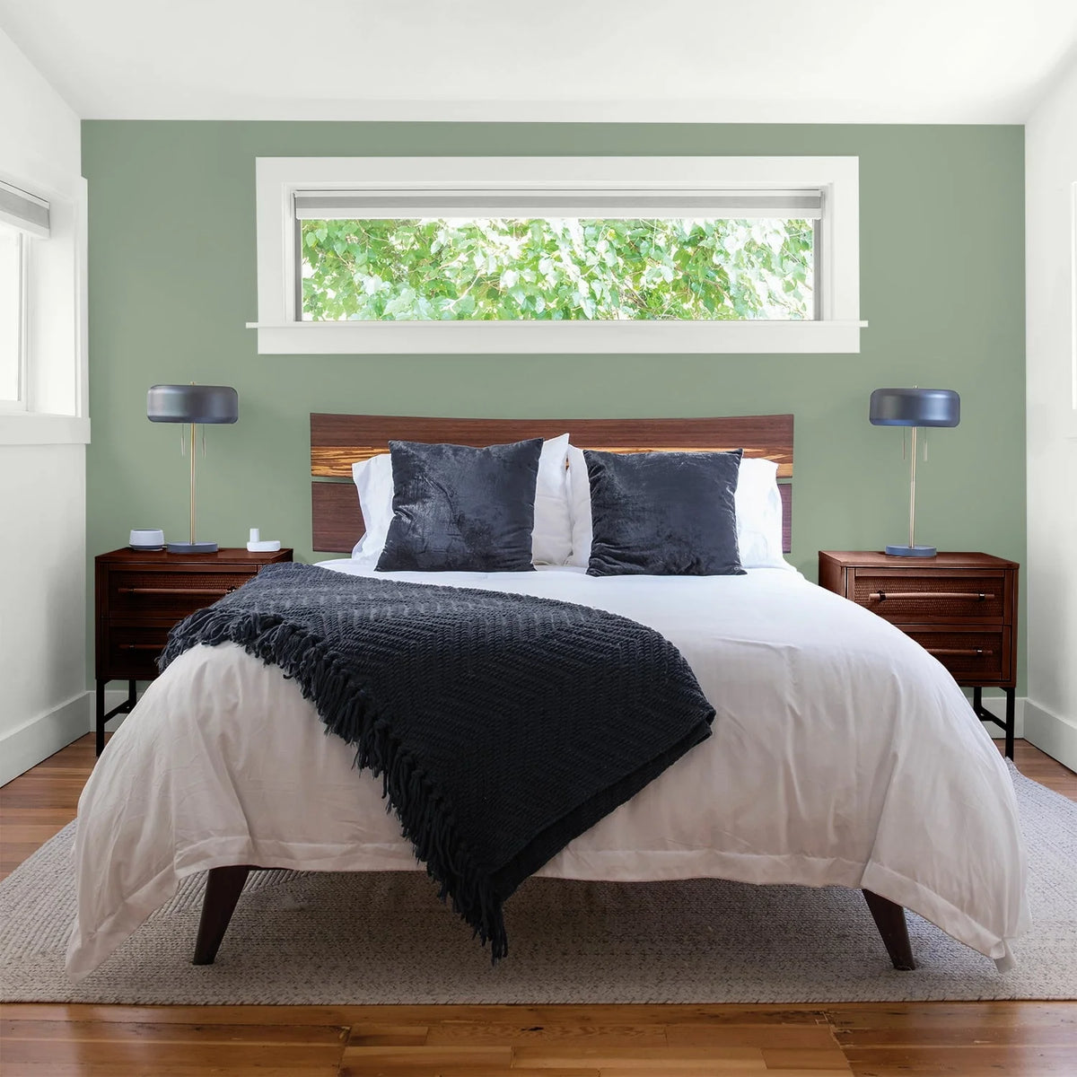 Interior Wall Paint Green Eggshell 1 Gallon Z99726